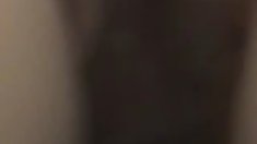 Բուժումը շեկ խմում է մի բաժակ Anal ժաժ է ազգային ժողովը