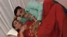 Բիզնես-լեդի latina մինետ հետ դռնապան